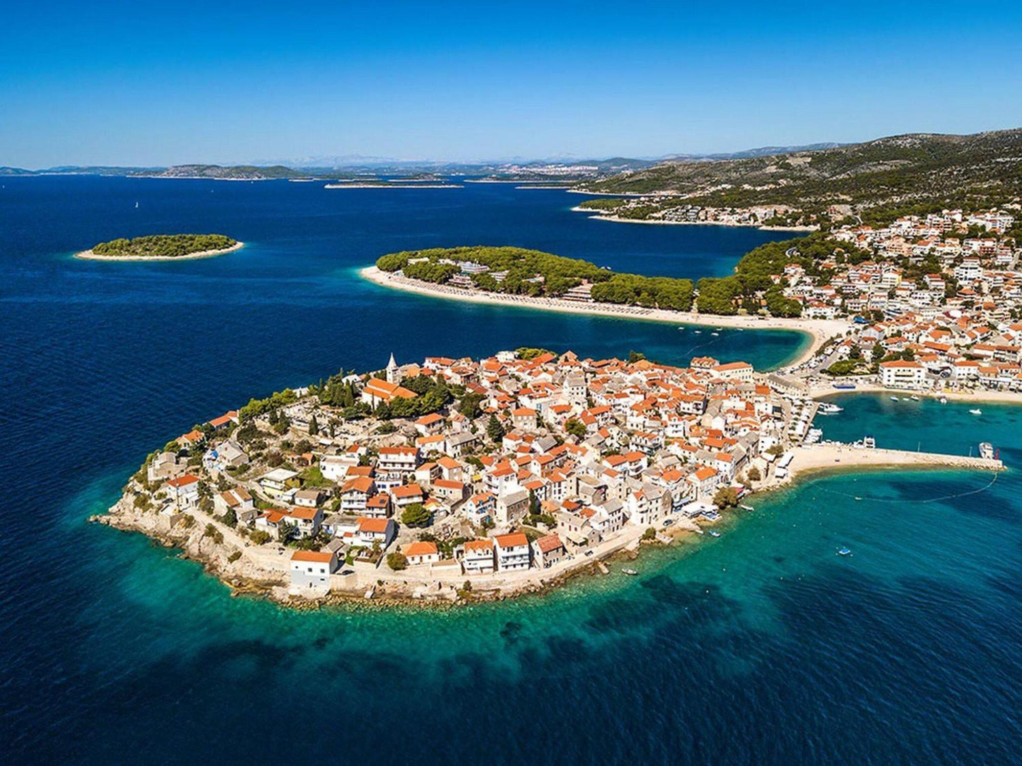 Family Apartments & Rooms Mikelin Primošten Εξωτερικό φωτογραφία