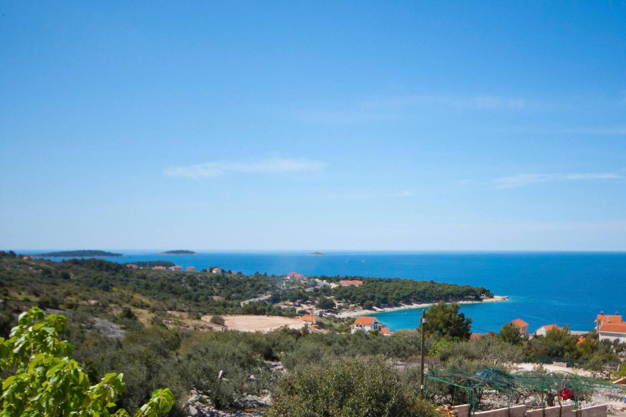 Family Apartments & Rooms Mikelin Primošten Εξωτερικό φωτογραφία