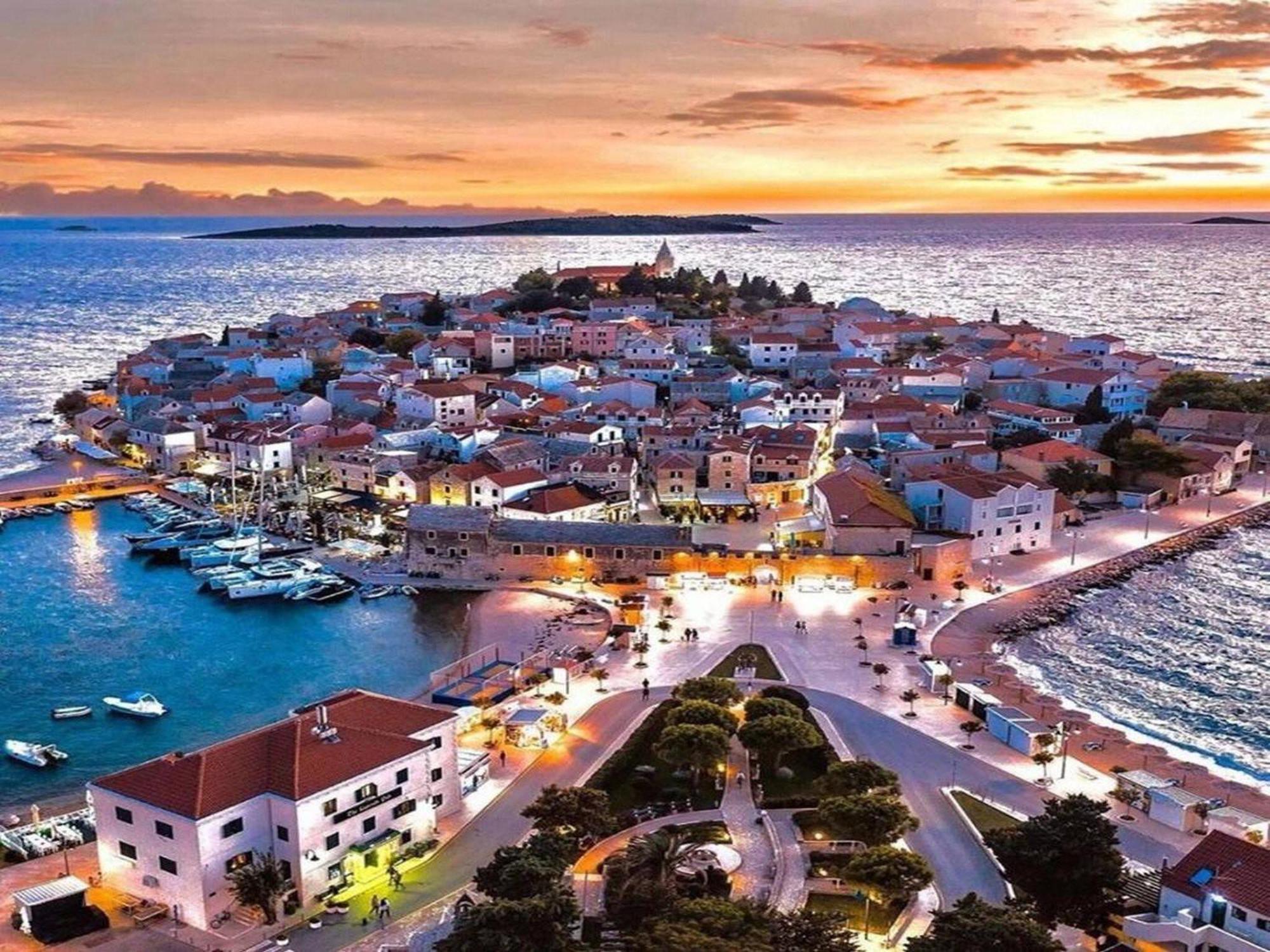 Family Apartments & Rooms Mikelin Primošten Εξωτερικό φωτογραφία